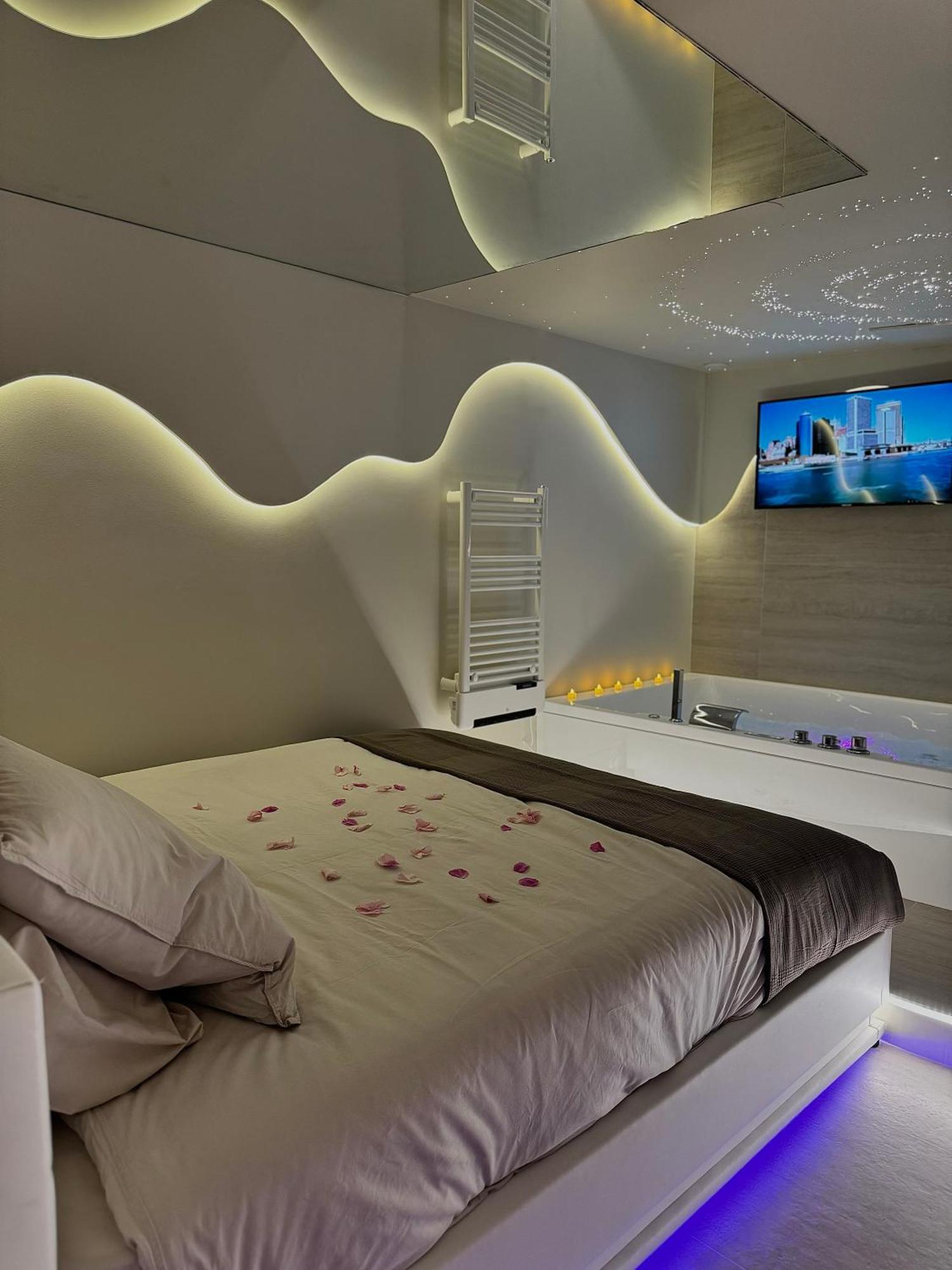 Spa Privatif - Love Room Luxe - Proche Disney Marles-en-Brie المظهر الخارجي الصورة